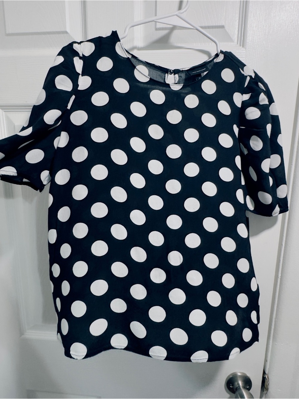 Who What Wear black and White Polka Dot Women’s Blouse size Small
